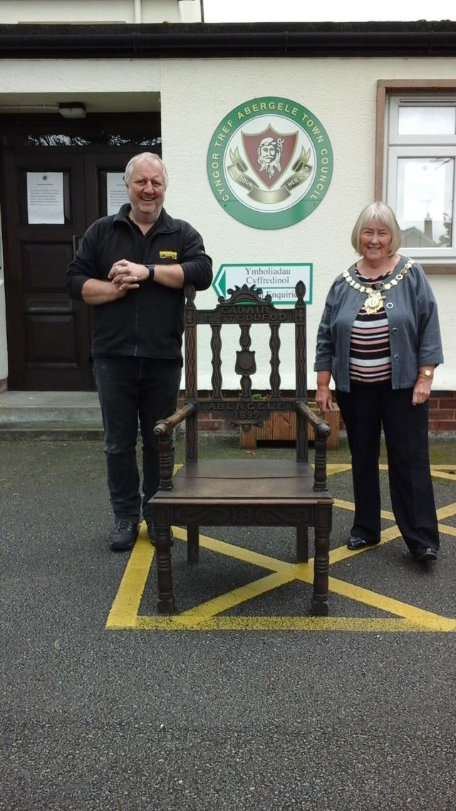 Pic of Bardic chair Cllr Wood and Mayor