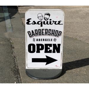 Esquire Barbershop Abergele